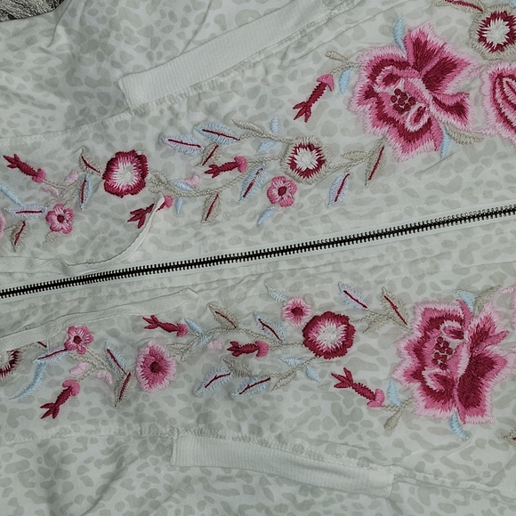 Caite Embroidered Handmade Hoodie Jacket - Picture 4 of 9